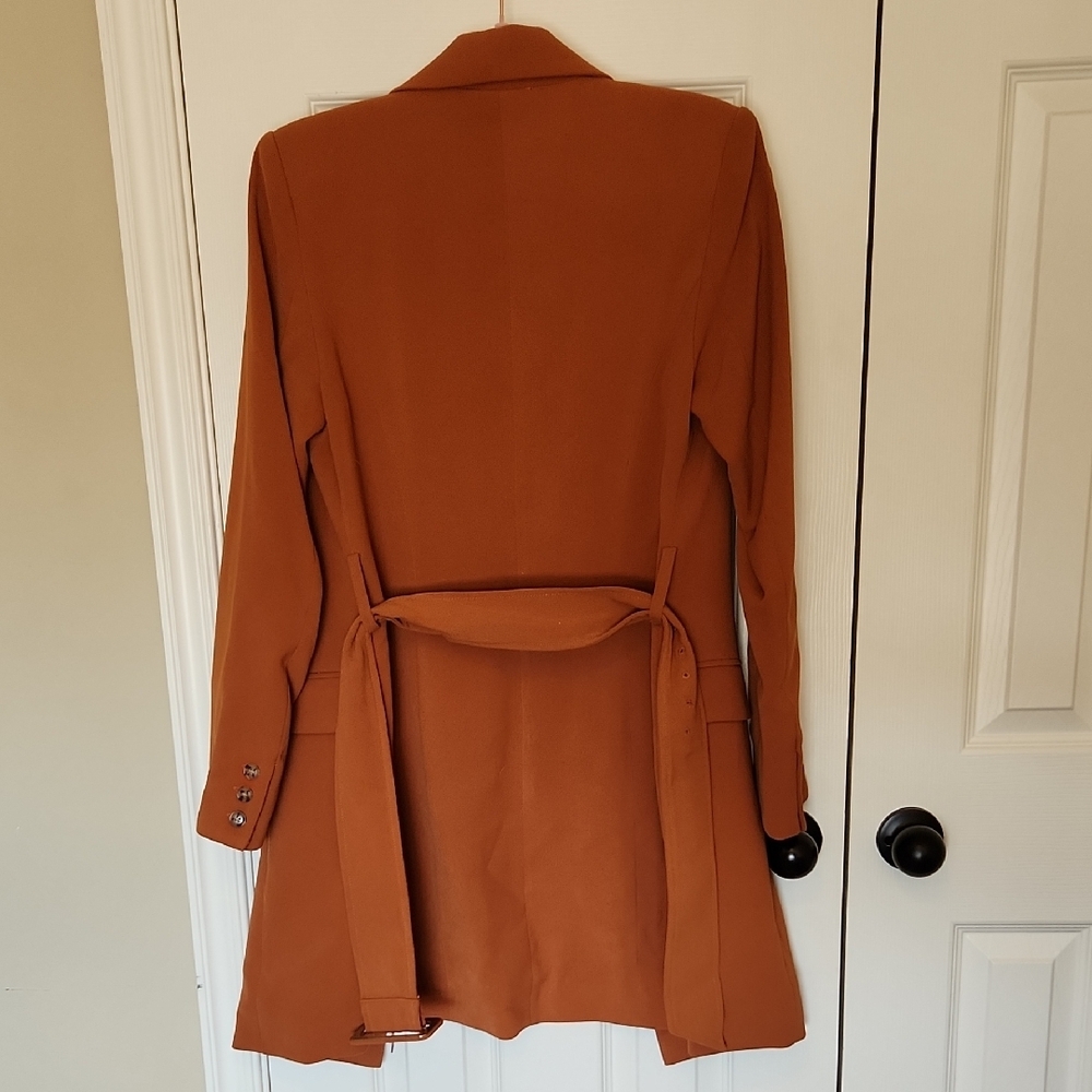 House of Harlow 1960 Rust Double-Breasted Blazer - Picture 4 of 4